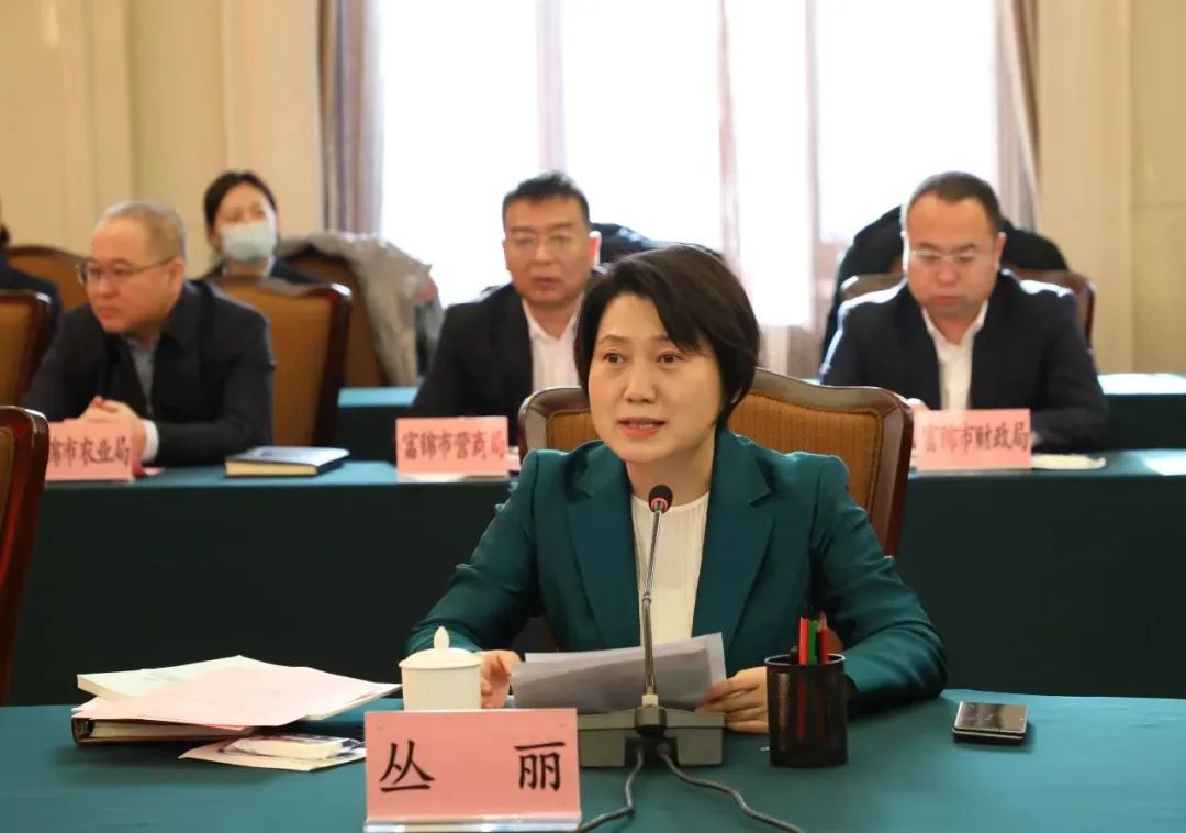 產(chǎn)業(yè)聯(lián)動促發(fā)展 合作共贏創(chuàng)未來 | 佳木斯市政府、富錦市政府與花花牛乳業(yè)集團正式簽署戰(zhàn)略合作協(xié)議