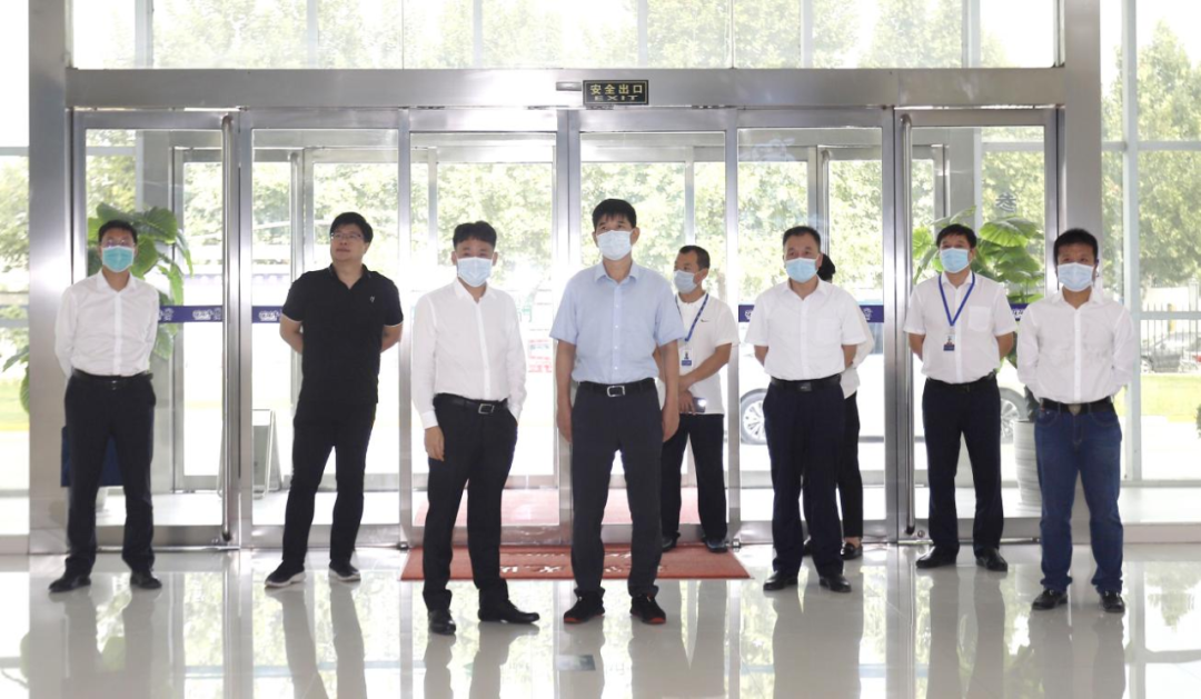 快訊丨河南省人民政府國有資產監(jiān)督管理委員會副主任劉銀志蒞臨花花牛乳業(yè)集團參觀座談