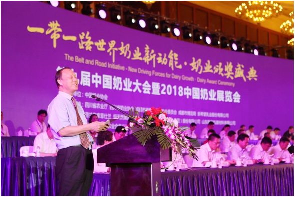 殊榮是奮斗的動力 花花牛榮獲三項大獎!!! 殊榮是奮斗的動力 花花牛榮獲三項大獎!!!