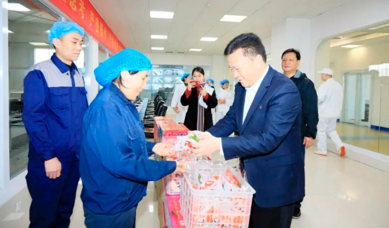 新春慰問送關(guān)懷——集團(tuán)黨委書記、董事長(zhǎng)慰問春節(jié)期間堅(jiān)守崗位的一線職工