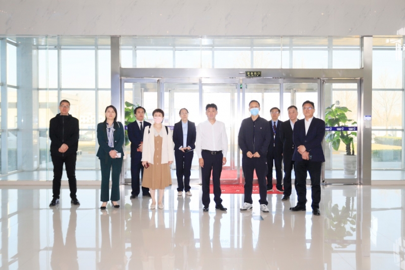 花花牛| 省農(nóng)投集團董事長李曉寰一行蒞臨花花牛調研指導工作