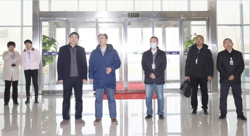 花花牛丨東北農(nóng)大食品學院院長、中原食品實驗室首席科學家姜毓君教授蒞臨花花牛乳業(yè)集團調研