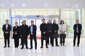 省紀(jì)委監(jiān)委駐中州集團(tuán)紀(jì)檢監(jiān)察組與河南花花牛乳業(yè)集團(tuán)聯(lián)合開展主題黨日活動(dòng)